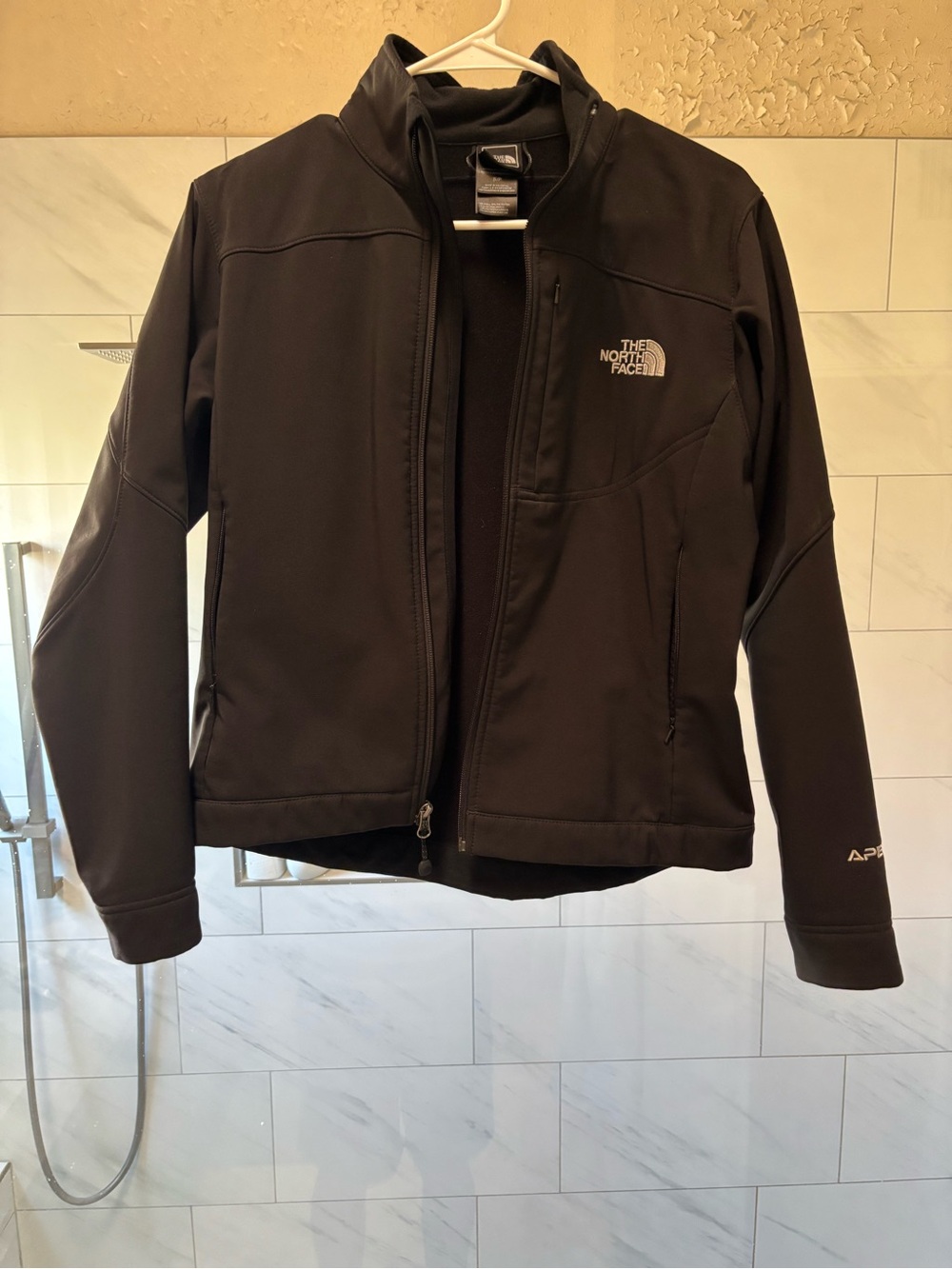 The North Face Black Women's Softshell bionic apex Jacket